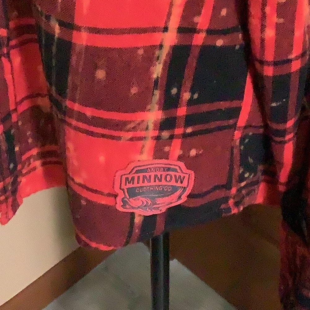 Angry Minnow Woman’s Small Red Plaid Flannel Shirt with Graphic FishingnnPatch - Picture 4 of 4